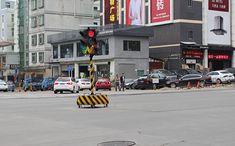 智能交通信号灯厂家直销