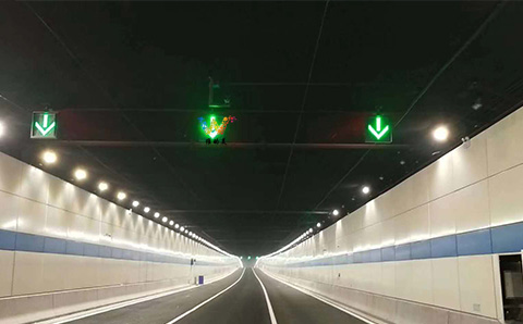 湘府路隧道红叉绿箭1.jpg