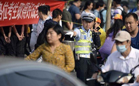 高考诱导显示屏.jpg