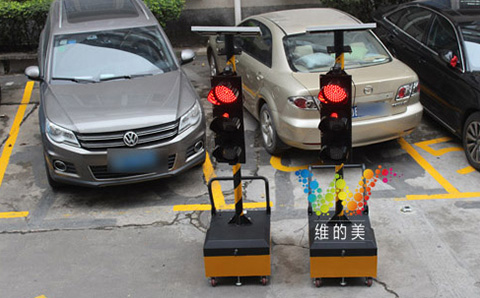 通讯红绿灯 (1).jpg