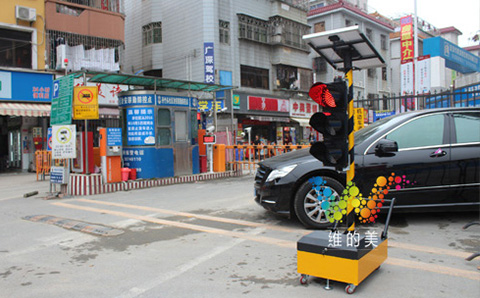通讯红绿灯.jpg
