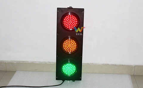 125型红黄绿三灯1.jpg