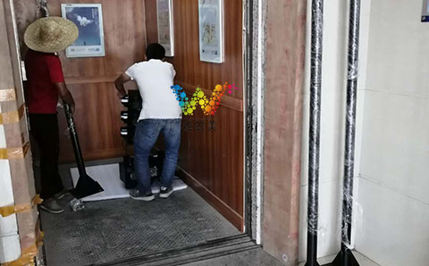 深圳万象城室内玩具红绿灯4.jpg
