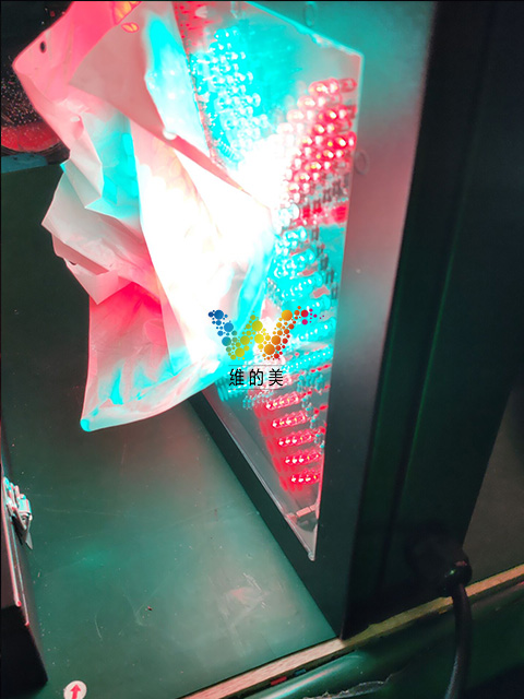 铁箱红叉绿箭2.jpg