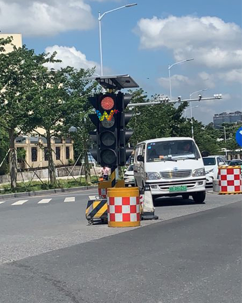 临时红绿灯