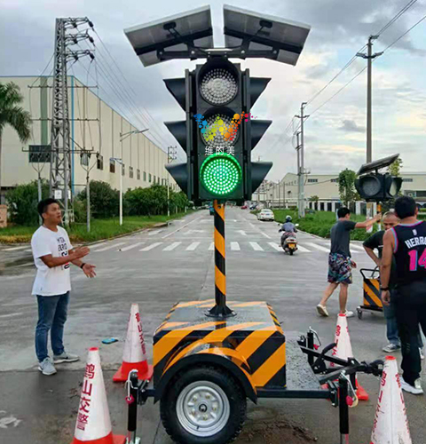 智能交通信号灯厂家直销